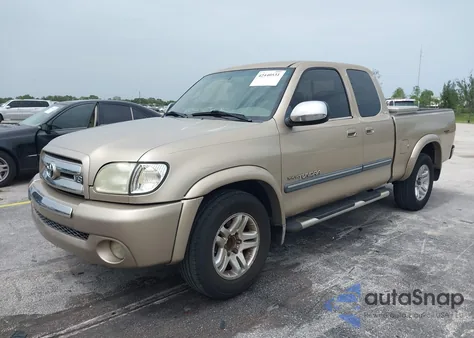 2003 Toyota Tundra Sr5 V8 z USA, uszkodzony, nr VIN 5TBRT34193S348313